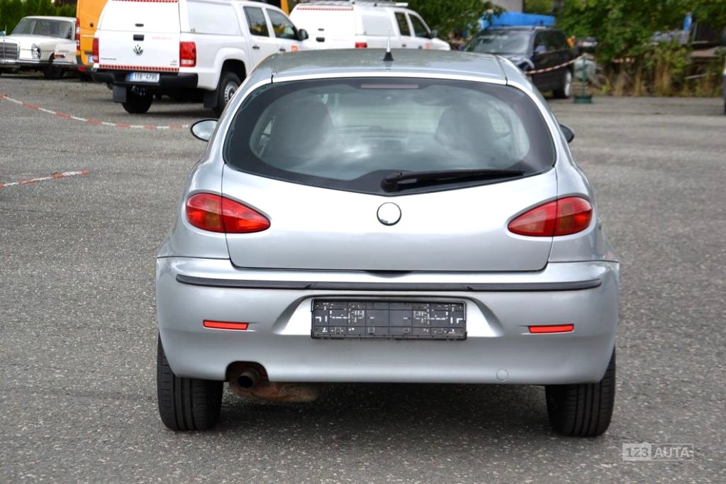 Alfa Romeo 147, 2005 - pohled č. 7