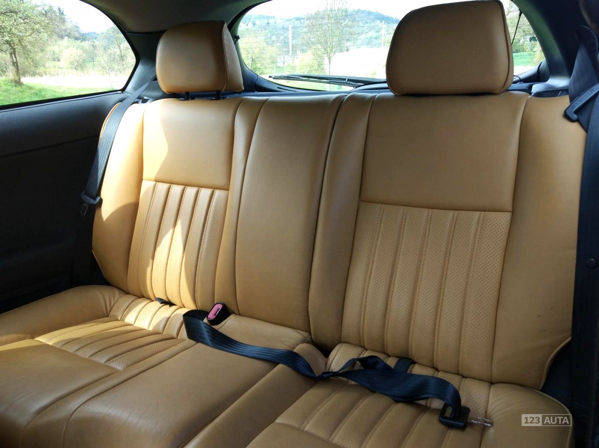 Alfa Romeo 147, 2004 - pohled č. 11