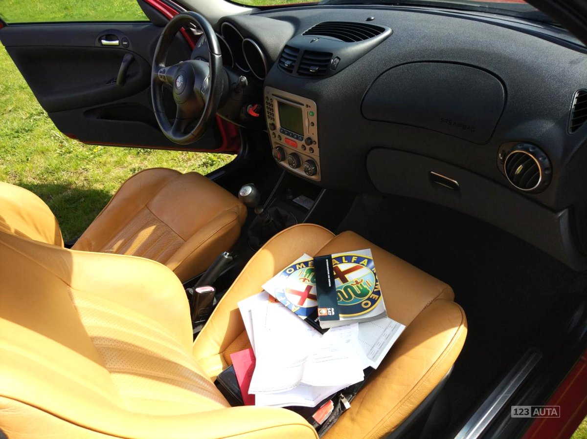 Alfa Romeo 147, 2004 - pohled č. 13