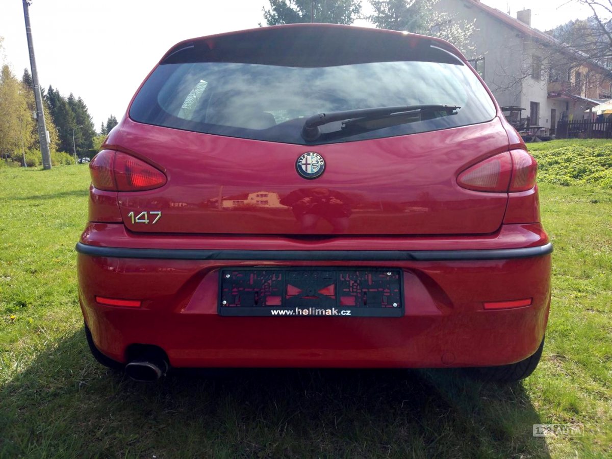 Alfa Romeo 147, 2004 - pohled č. 6
