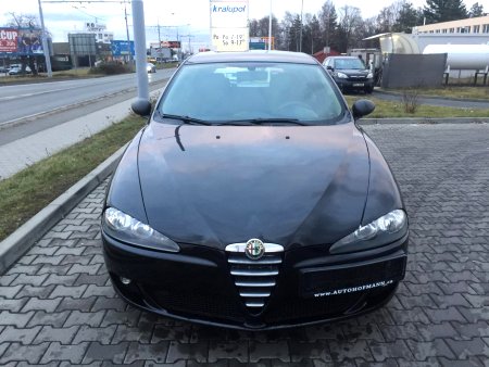 Alfa Romeo 147, 2005 - pohled č. 2