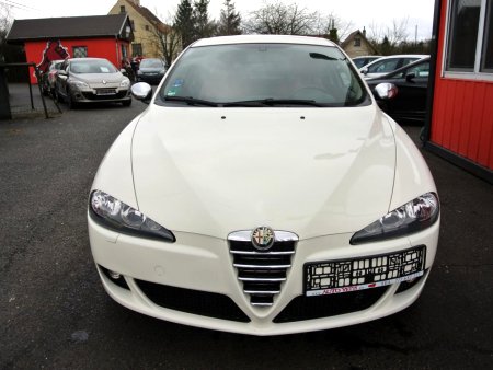 Alfa Romeo 147, 2005 - pohled č. 2