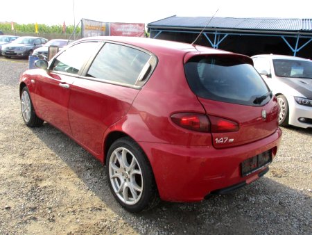 Alfa Romeo 147, 2009 - pohled č. 3