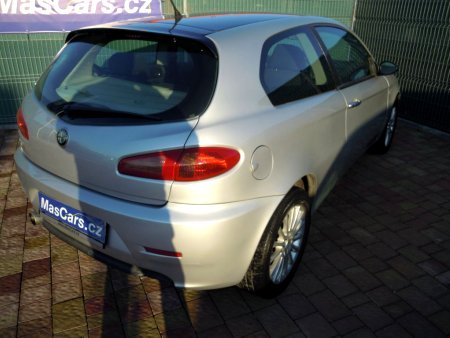 Alfa Romeo 147, 2006 - pohled č. 5