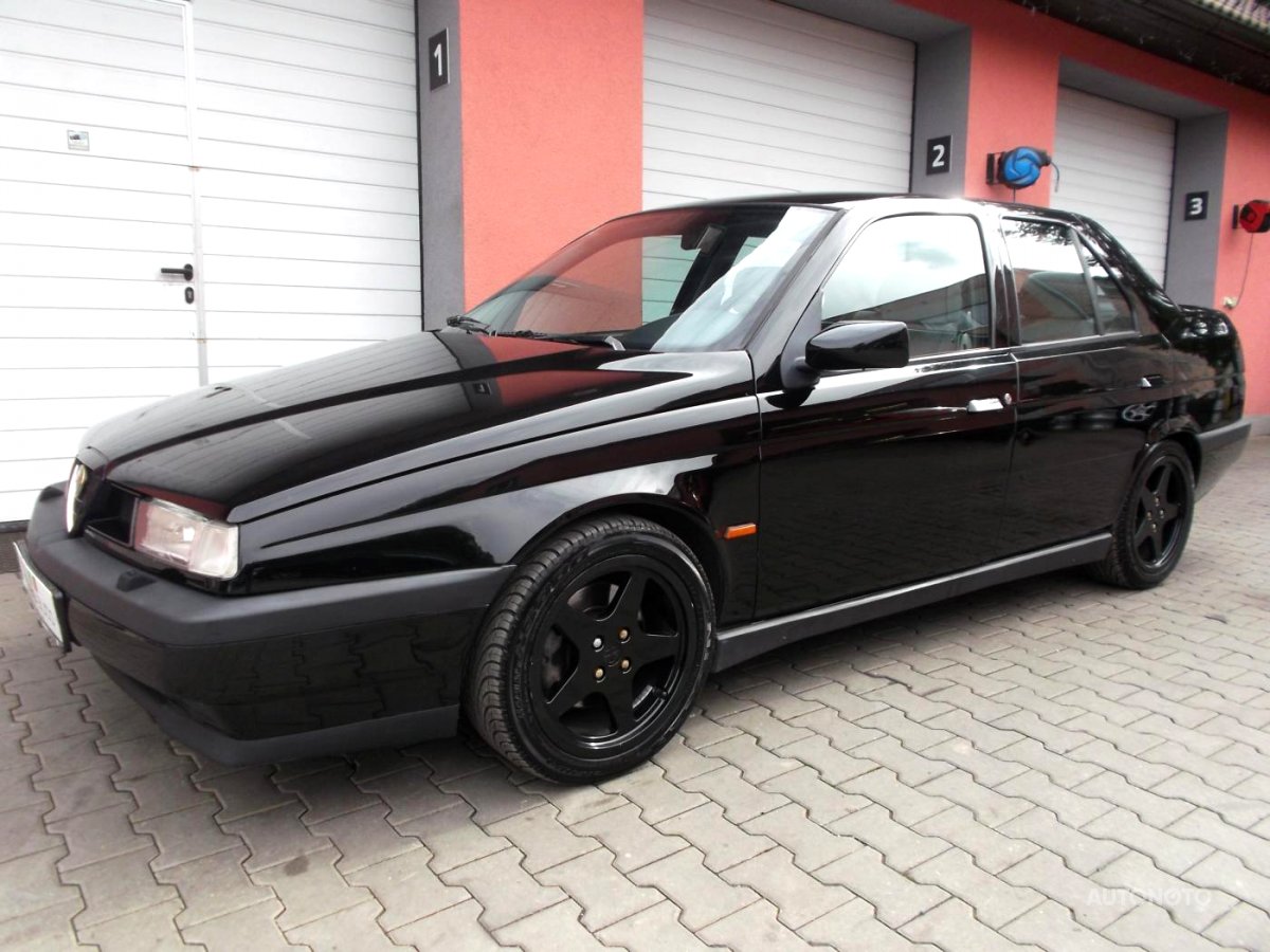 Alfa Romeo 155, 1994 - celkový pohled