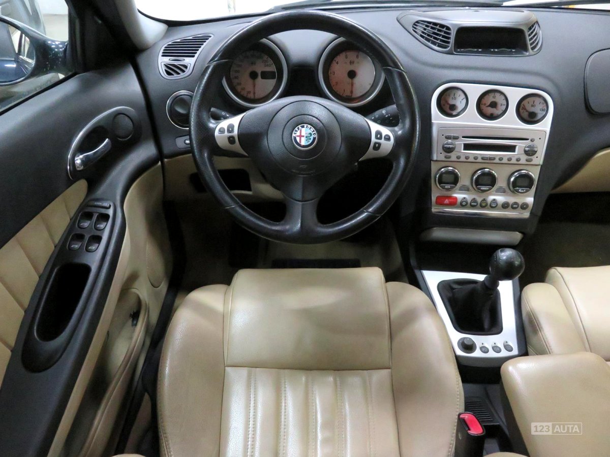 Alfa Romeo 156, 2005 - pohled č. 9