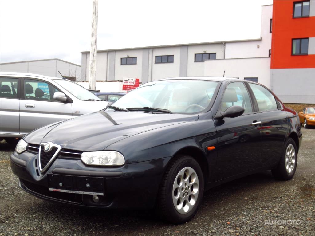 Alfa Romeo 156, 1998 - celkový pohled
