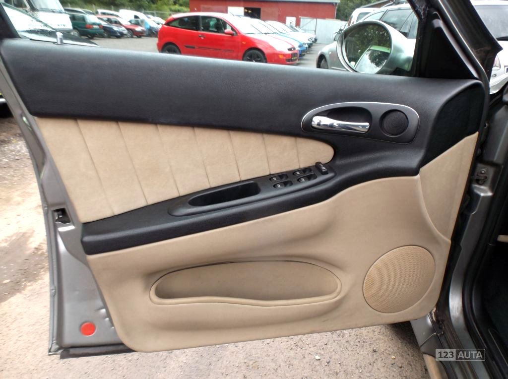 Alfa Romeo Crosswagon Q4, 2005 - pohled č. 10