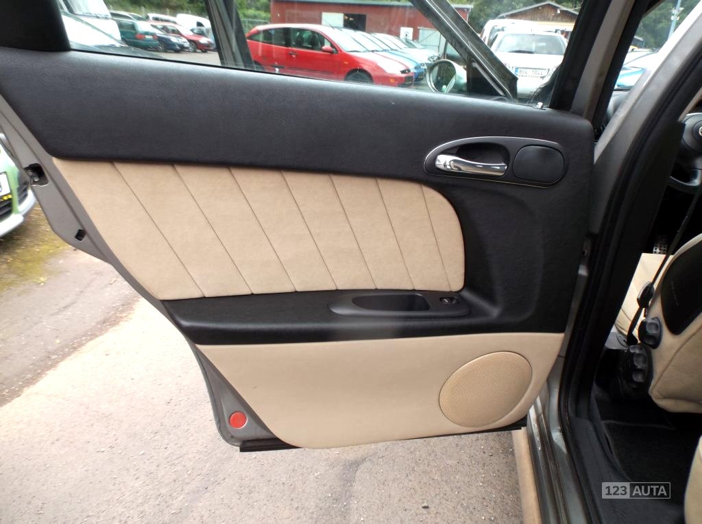 Alfa Romeo Crosswagon Q4, 2005 - pohled č. 12