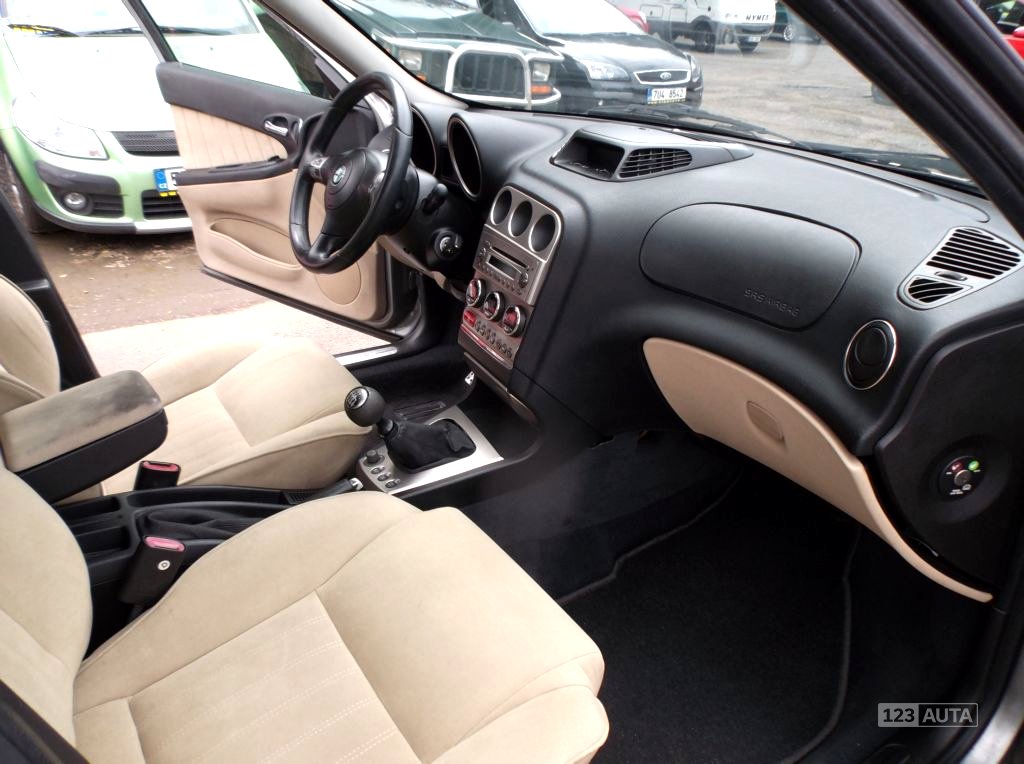 Alfa Romeo Crosswagon Q4, 2005 - pohled č. 18