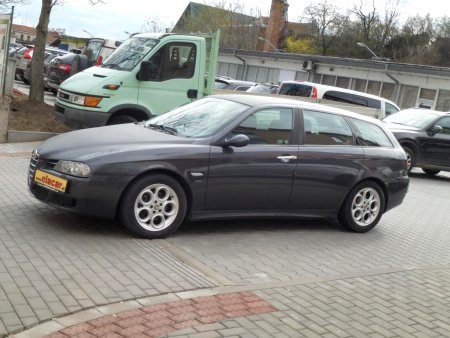 Alfa Romeo 156, 2005 - pohled č. 2