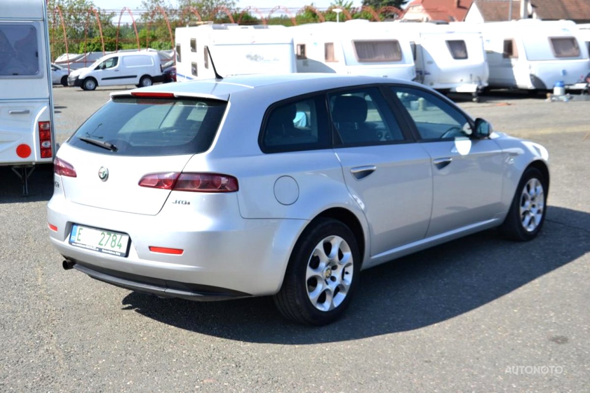 Alfa Romeo 159, 2009 - pohled č. 2