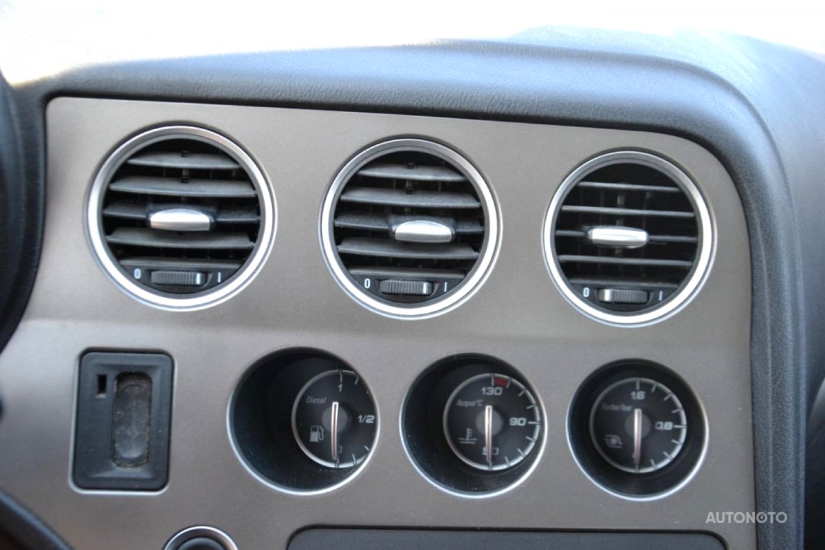 Alfa Romeo 159, 2009 - pohled č. 5