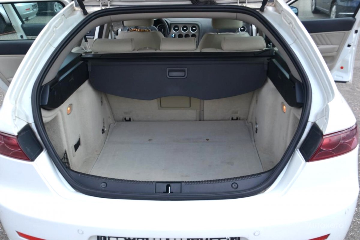 Alfa Romeo 159, 2010 - pohled č. 7