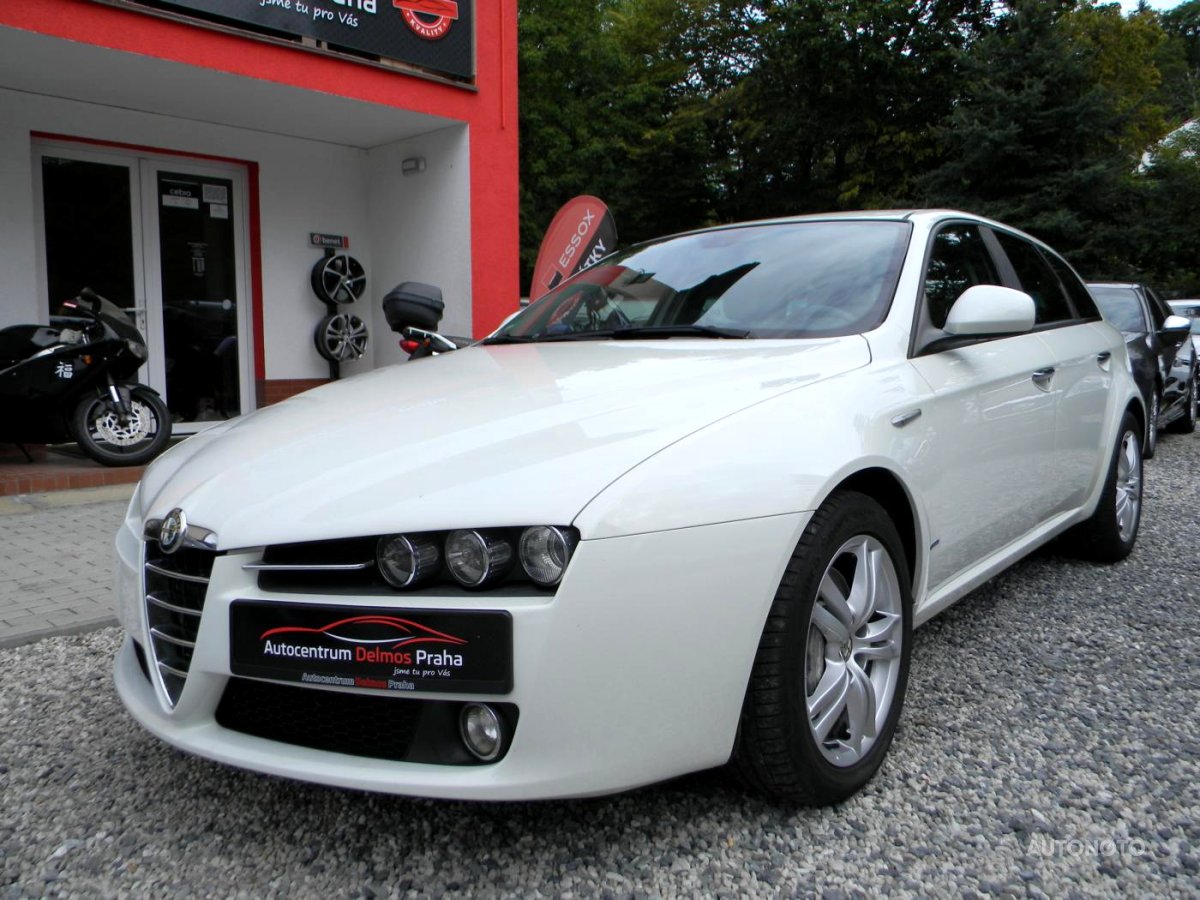 Alfa Romeo 159, 2010 - pohled č. 2