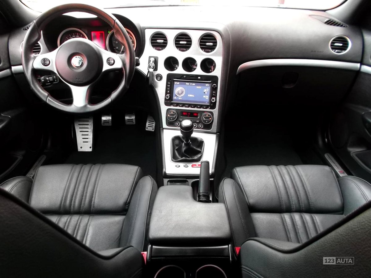 Alfa Romeo 159, 2010 - pohled č. 11