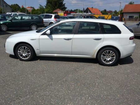Alfa Romeo 159, 2010 - pohled č. 4