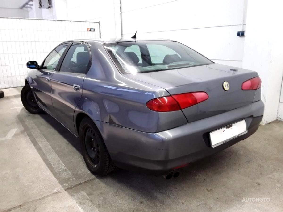 Alfa Romeo 166, 2000 - pohled č. 3
