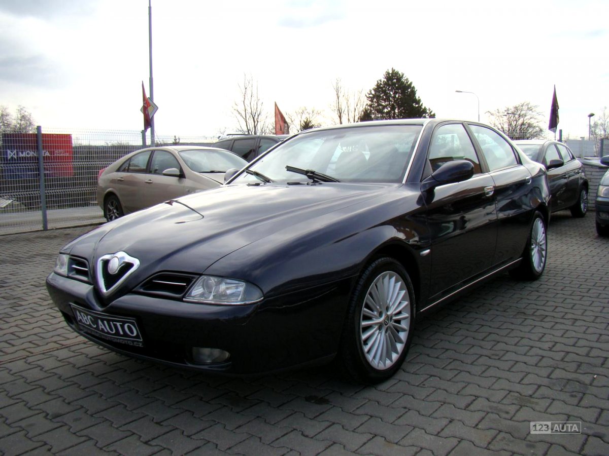 Alfa Romeo 166, 2002 - celkový pohled
