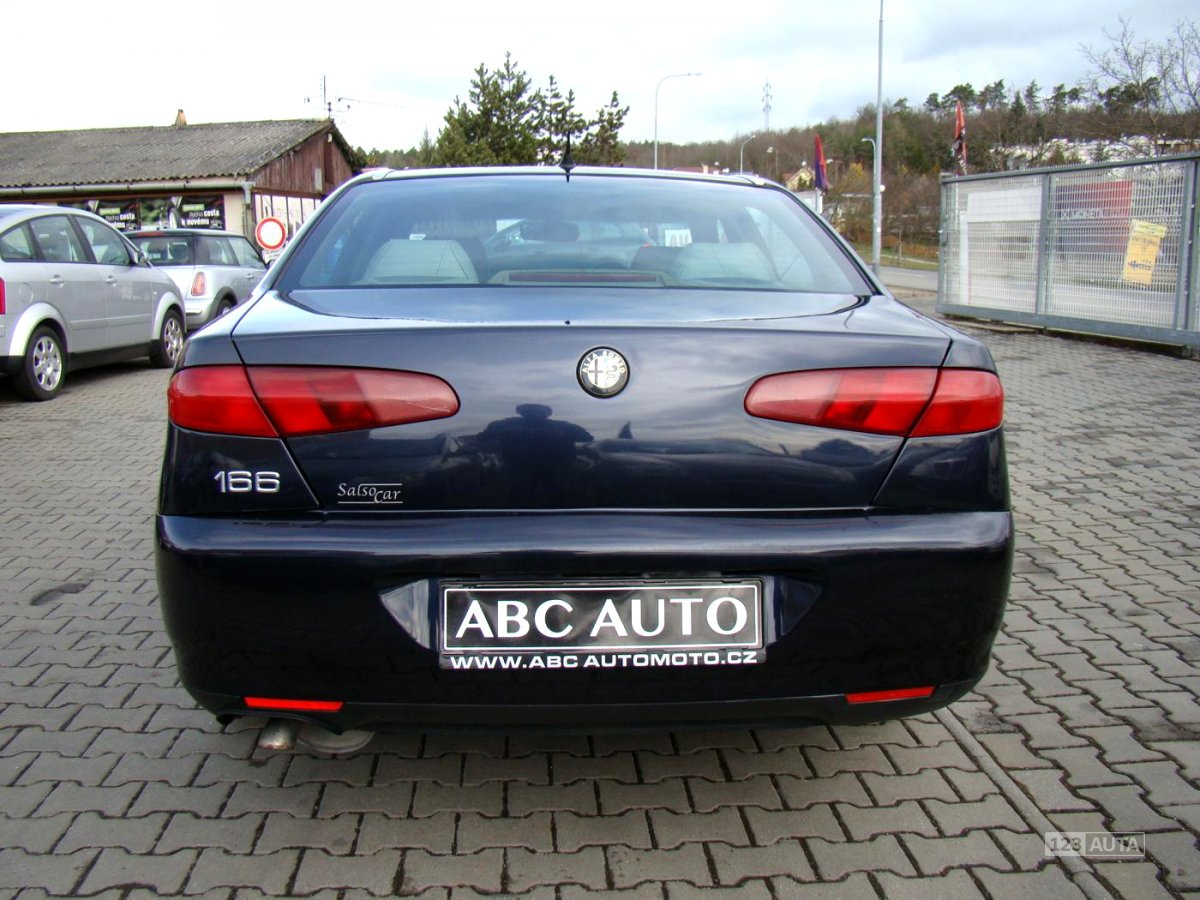 Alfa Romeo 166, 2002 - pohled č. 5
