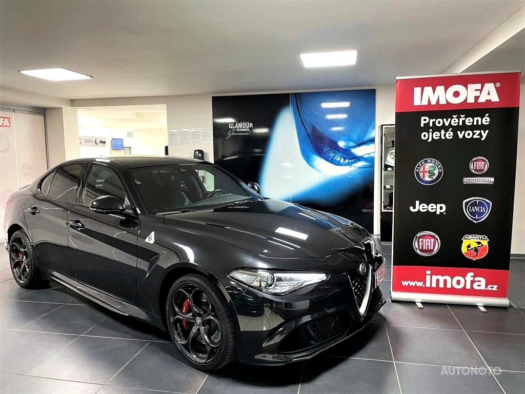 Alfa Romeo Giulia, 2017 - celkový pohled