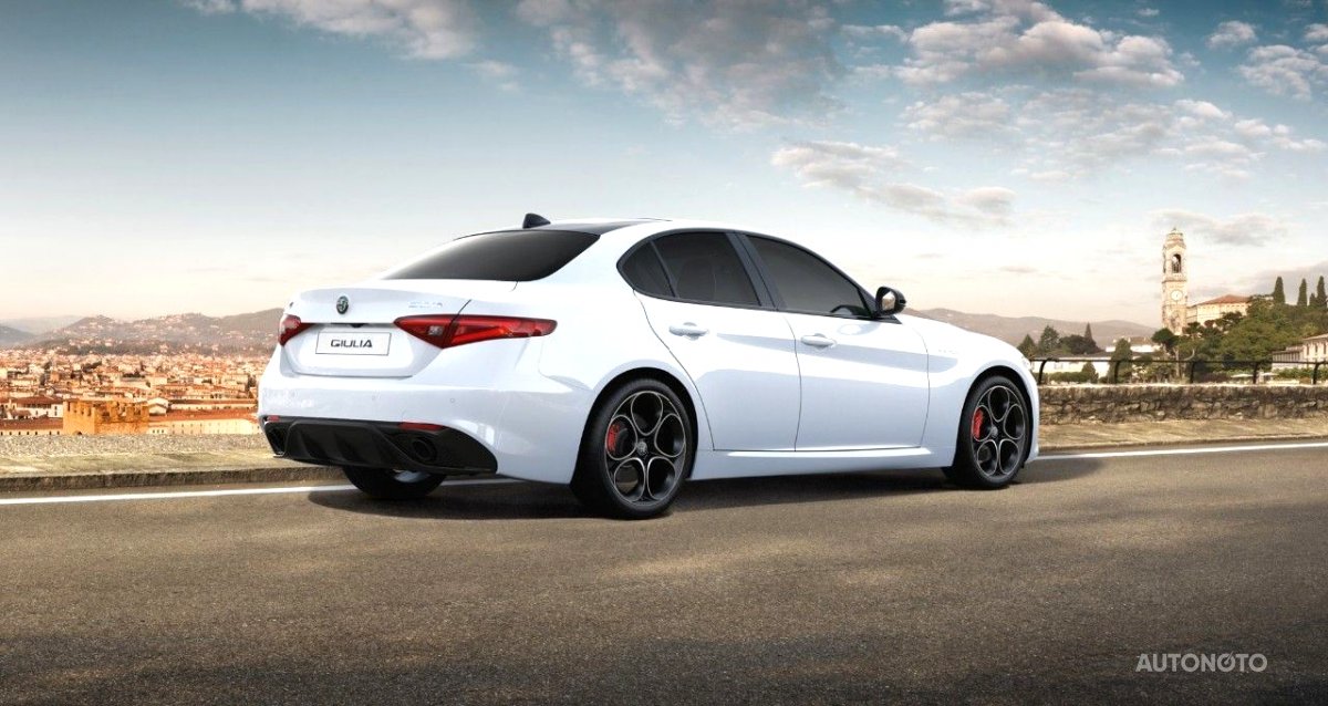 Alfa Romeo Giulia, 2022 - pohled č. 3