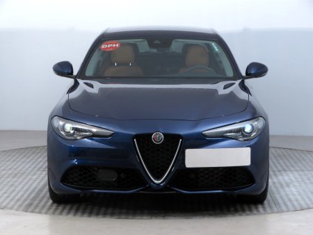 Alfa Romeo Giulia, 2020 - pohled č. 2