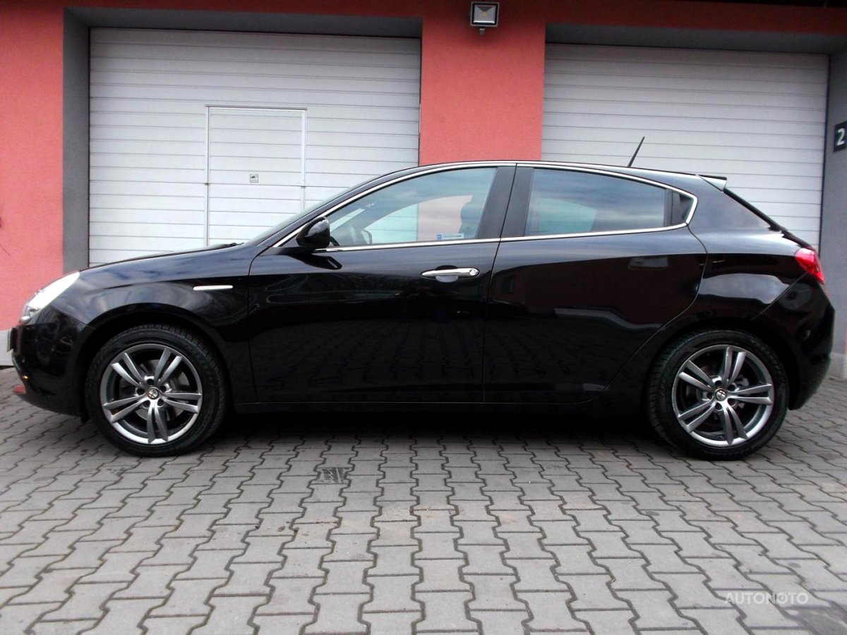 Alfa Romeo Giulietta, 2014 - pohled č. 2