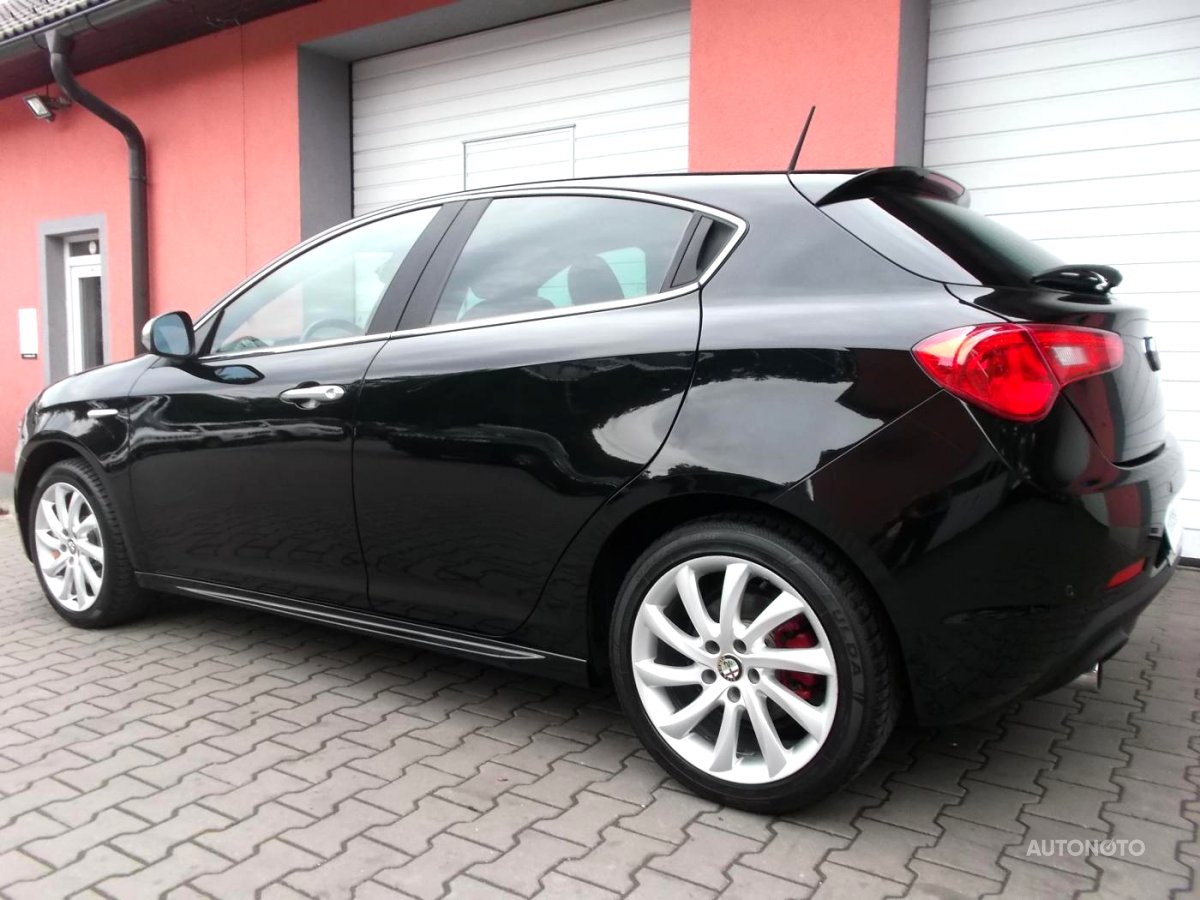 Alfa Romeo Giulietta, 2010 - pohled č. 3