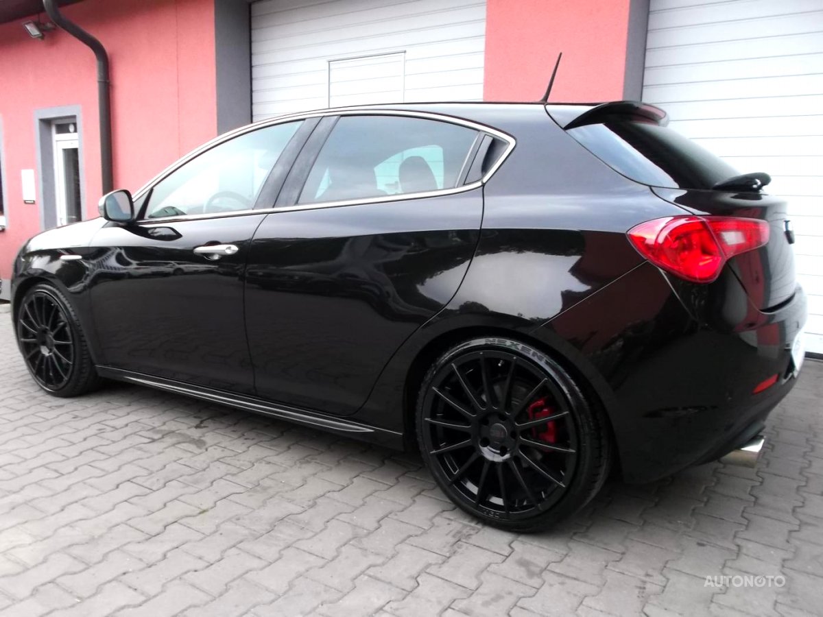 Alfa Romeo Giulietta, 2013 - pohled č. 3