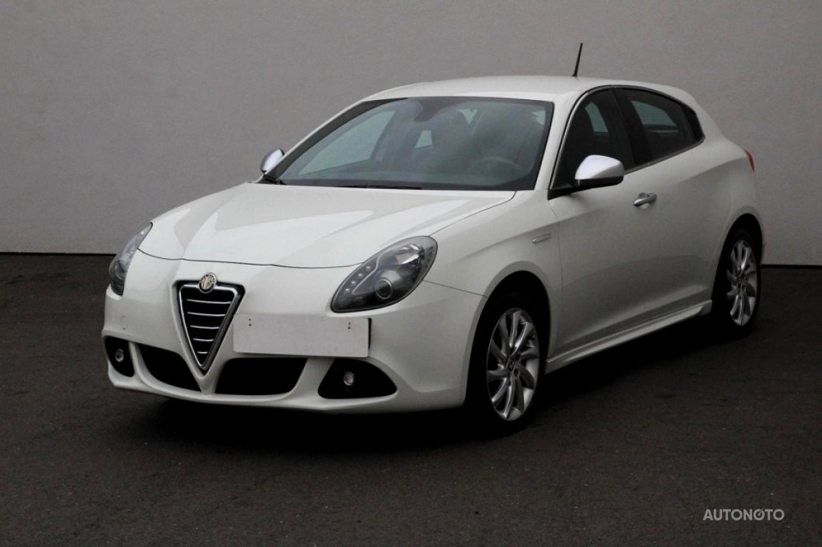 Alfa Romeo Giulietta, 2010 - pohled č. 3