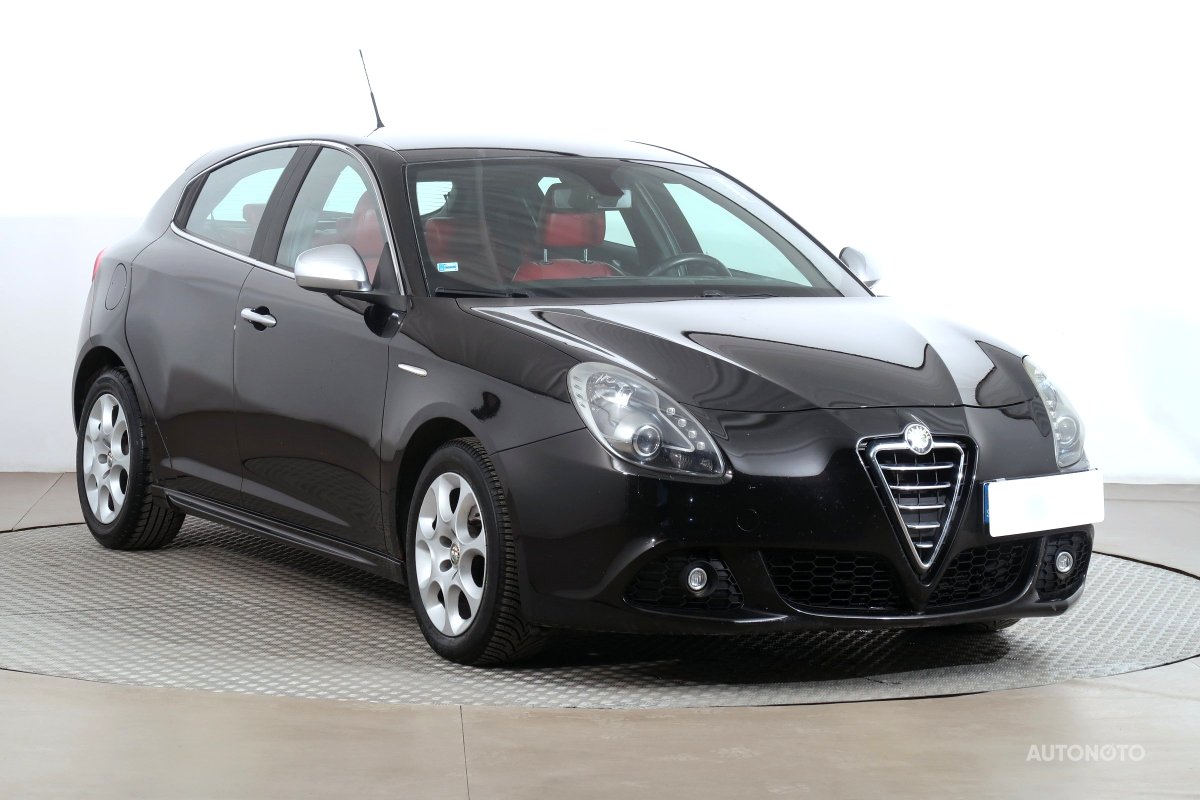 Alfa Romeo Giulietta, 2010 - pohled č. 1