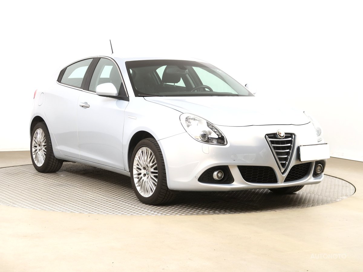 Alfa Romeo Giulietta, 2015 - celkový pohled