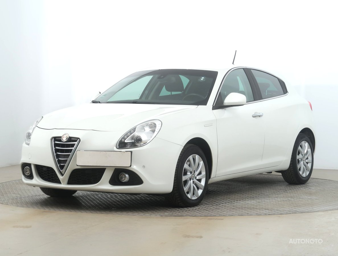 Alfa Romeo Giulietta, 2015 - pohled č. 3