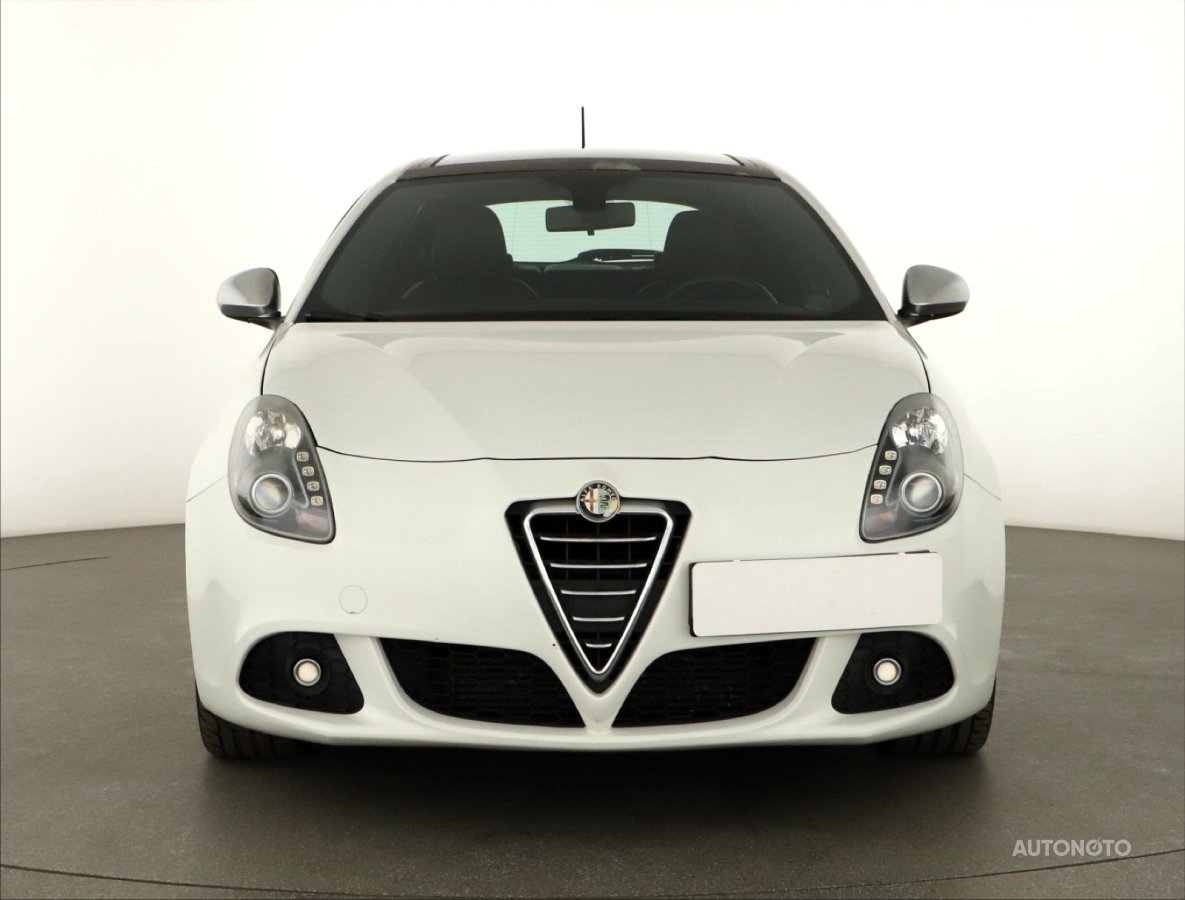 Alfa Romeo Giulietta, 2011 - pohled č. 2