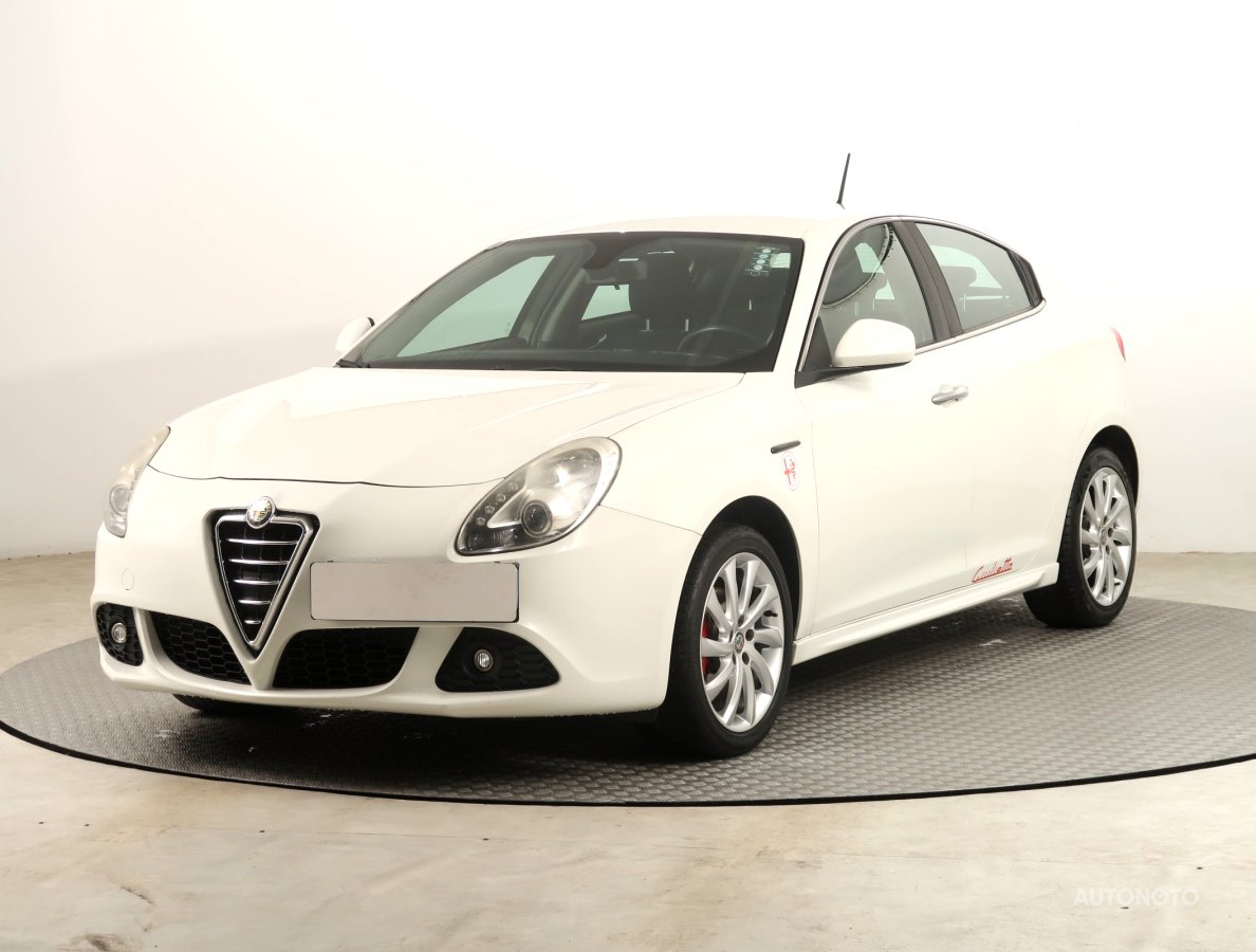 Alfa Romeo Giulietta, 2012 - pohled č. 3
