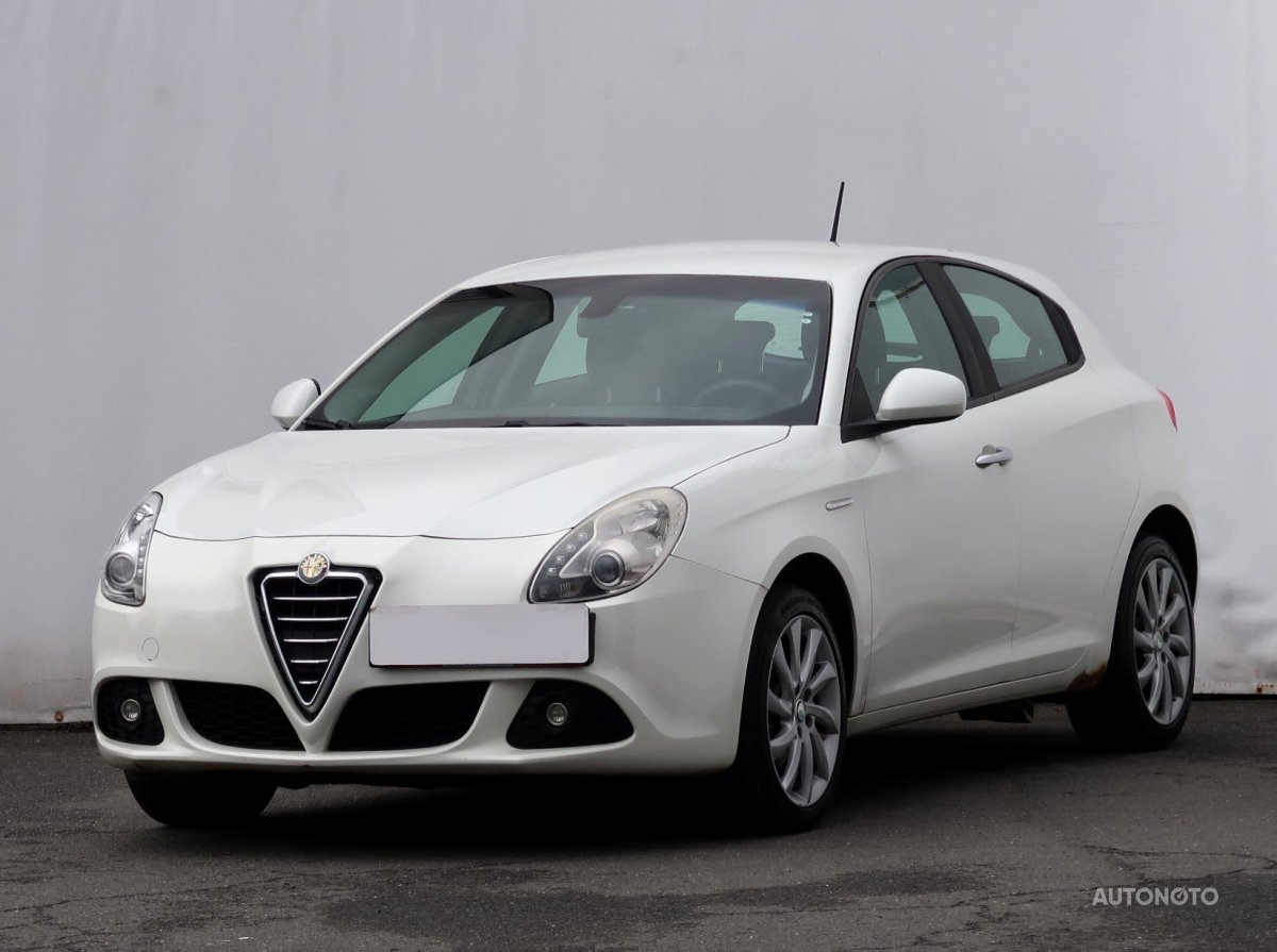 Alfa Romeo Giulietta, 2011 - pohled č. 3