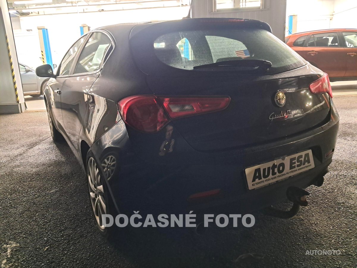 Alfa Romeo Giulietta, 2012 - pohled č. 2