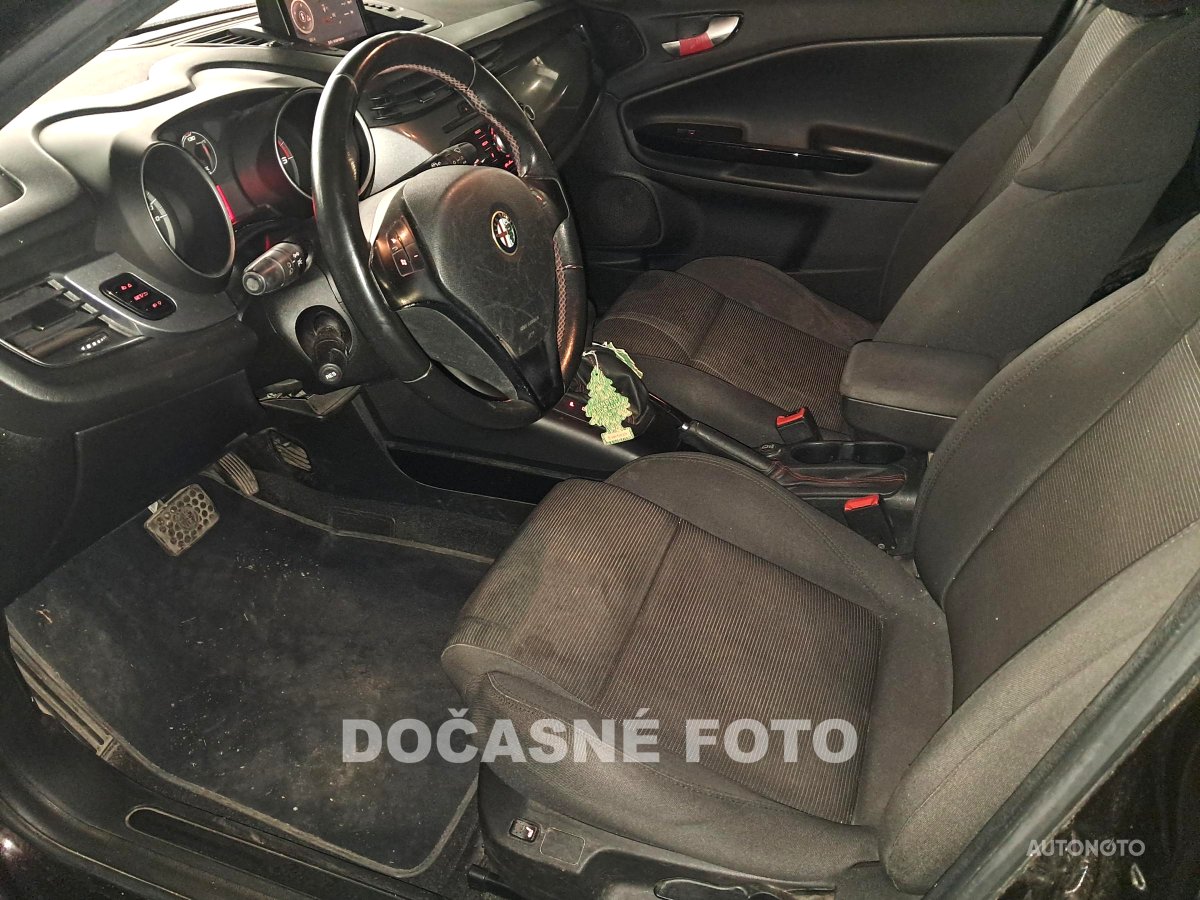 Alfa Romeo Giulietta, 2012 - pohled č. 3