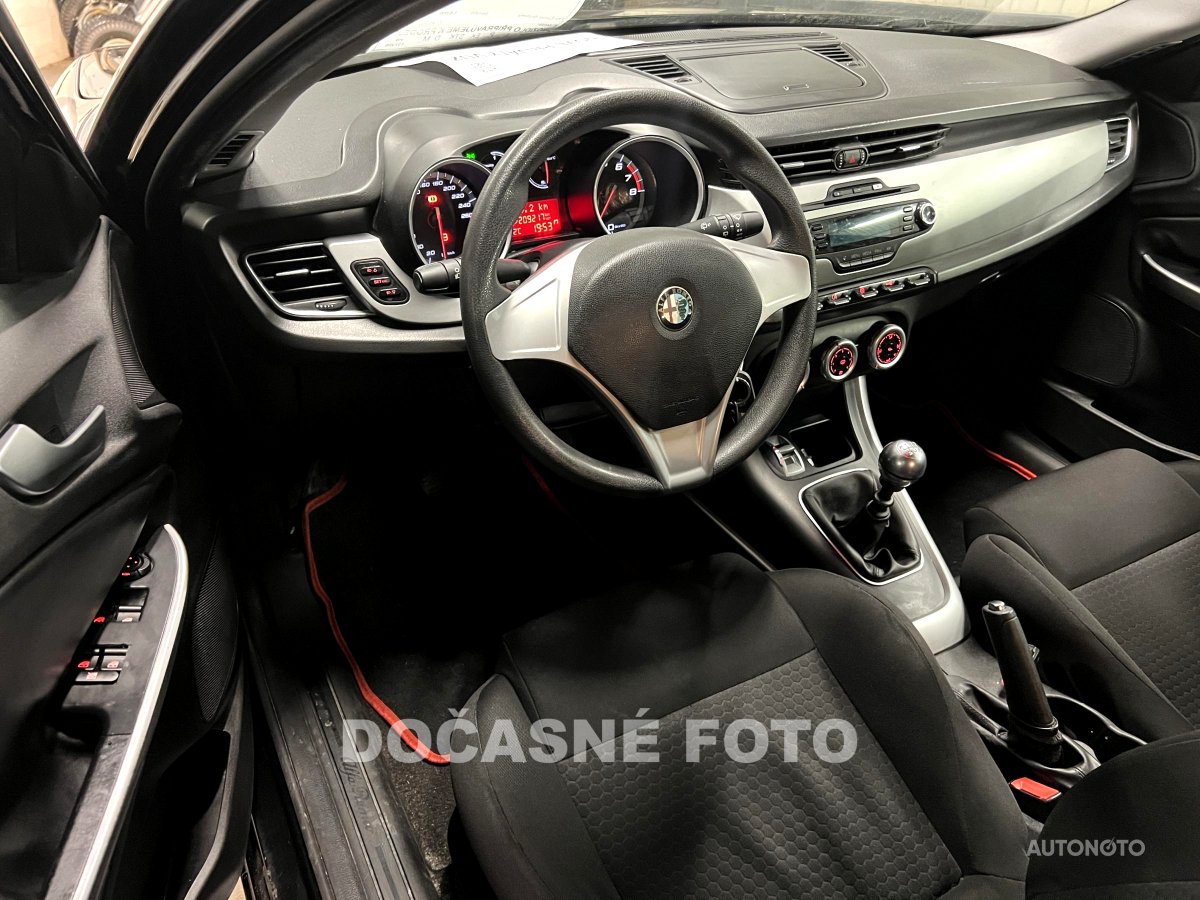 Alfa Romeo Giulietta, 2012 - pohled č. 3