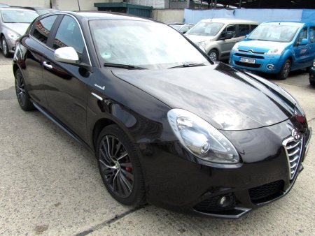 Alfa Romeo Giulietta, 2013 - pohled č. 3
