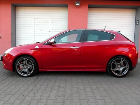 Alfa Romeo Giulietta, 2011 - pohled č. 2