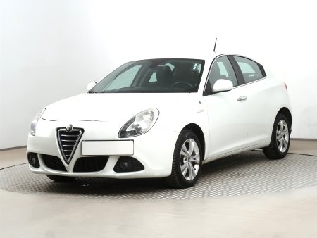 Alfa Romeo Giulietta, 2011 - pohled č. 3