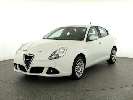 Alfa Romeo Giulietta, 2011 - pohled č. 3