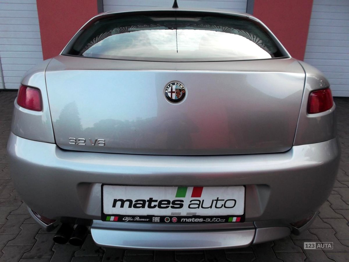 Alfa Romeo GT, 2006 - pohled č. 4