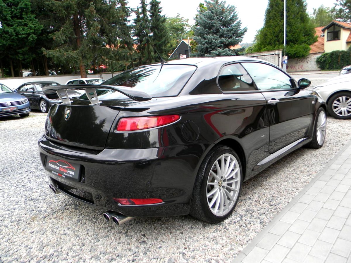 Alfa Romeo GT, 2006 - pohled č. 7