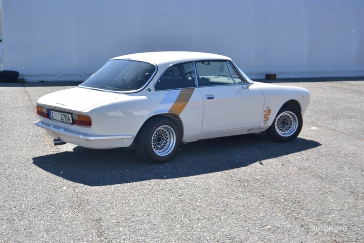 Alfa Romeo GT, 1972 - pohled č. 2