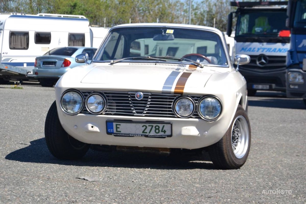 Alfa Romeo GT, 1972 - pohled č. 3