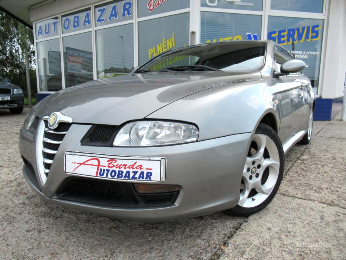 Alfa Romeo GT, 2005 - celkový pohled