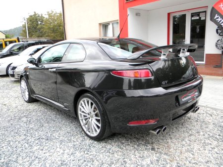 Alfa Romeo GT, 2006 - pohled č. 9